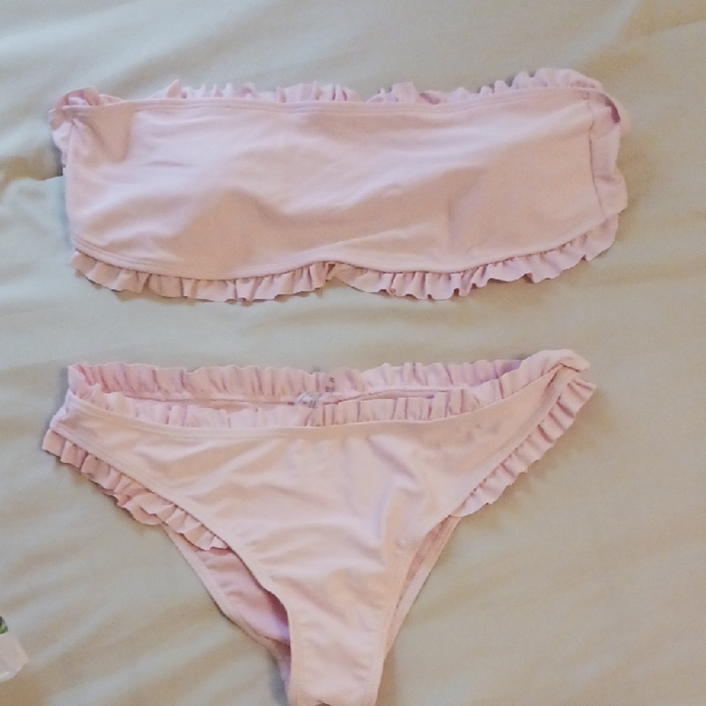 Chic Light Pink Ruffled Swimwear